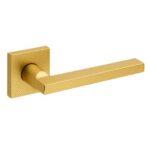 ΠΟΜΟΛΟ ΠΟΡΤΑΣ ΜΕ ΡΟΖΕΤΑ FINETTO ΑRT.842056 121,5Χ50ΜΜ ΧΡΥΣΟ ΜΑΤ