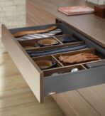 ΣΥΡΤΑΡΙ ΜΕ ΦΡΕΝΟ LEGRABOX BLUM M 90X500MM ΑΝΘΡΑΚΙ 40KG - Image 2