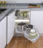 ΜΗΧΑΝΙΣΜΟΣ ΚΟΥΖΙΝΑΣ ΦΑΣΟΛΙ FINETTO ΜΕ ΦΡΕΝΟ ΓΙΑ ΠΟΡΤΑ 60CM ΛΕΥΚΟ