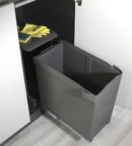 ΔΟΧΕΙO ΣΥΡΟΜΕΝO ΜΕ ΑΥΤΟΜΑΤΟ ΑΝΟΙΓΜΑ EMUCA 8906923 ΑΝΘΡΑΚΙ 30L - Image 2